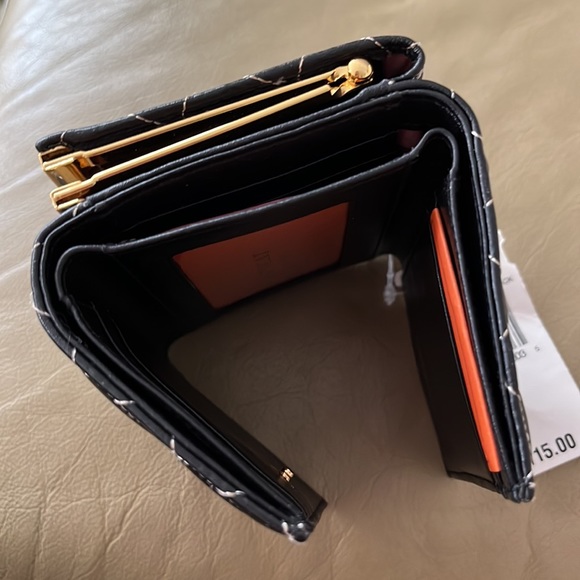 Price Firm!!! NWT! Lovcat Paris Black Leather Bill fold w/ change compartment. - Picture 11 of 13